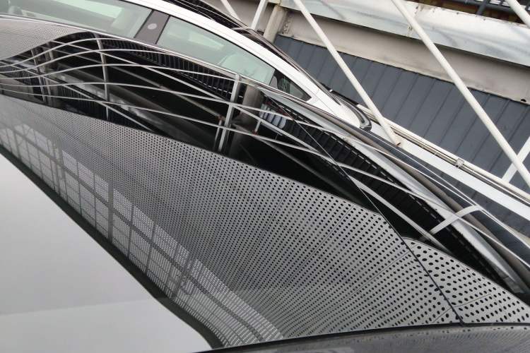 Used Tesla Model 3 2025 Rear-Wheel-Drive Version