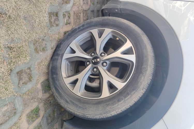 Used Kia KX3 2015 1.6L Automatic Two-Wheel Drive DLX