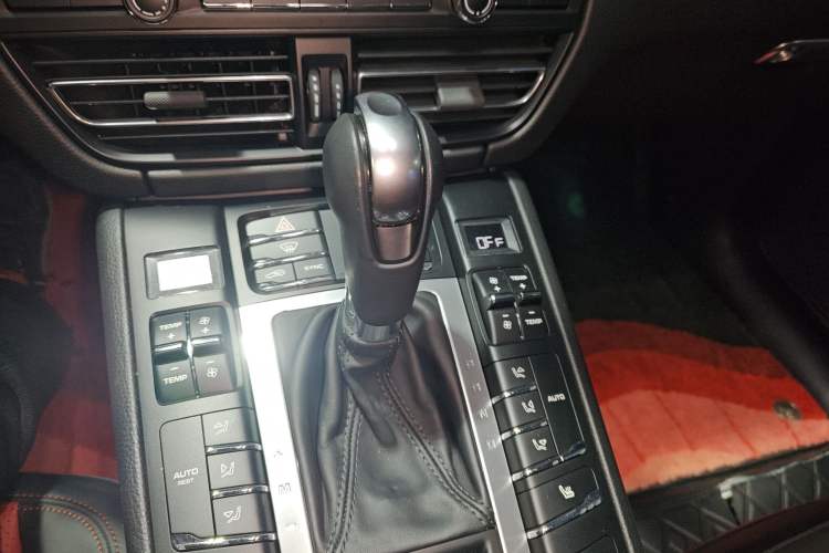 Used Porsche Macan 2021 Macan 2.0T