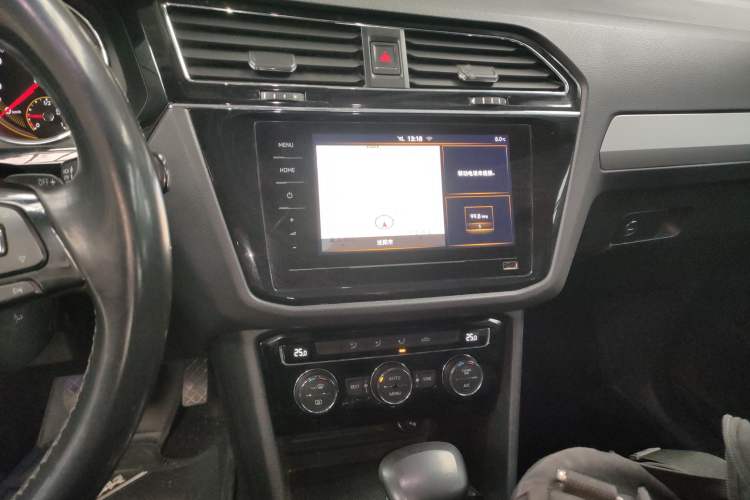 Used Volkswagen Tiguan L 2020 330TSI Automatic Two-Wheel Drive Panoramic Comfort Edition China VI Standard