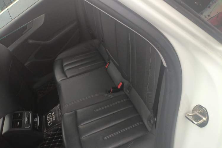 Used Audi A4L 2020 40 TFSI Luxury Prestige Edition Left Rear Seat