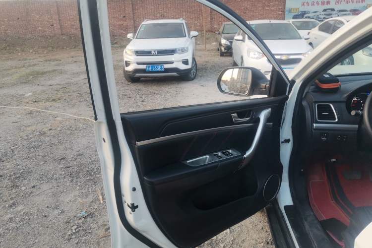 Used Haval M6 2019 1.5T DCT Two-Wheel Drive Elite Version China VI Standard