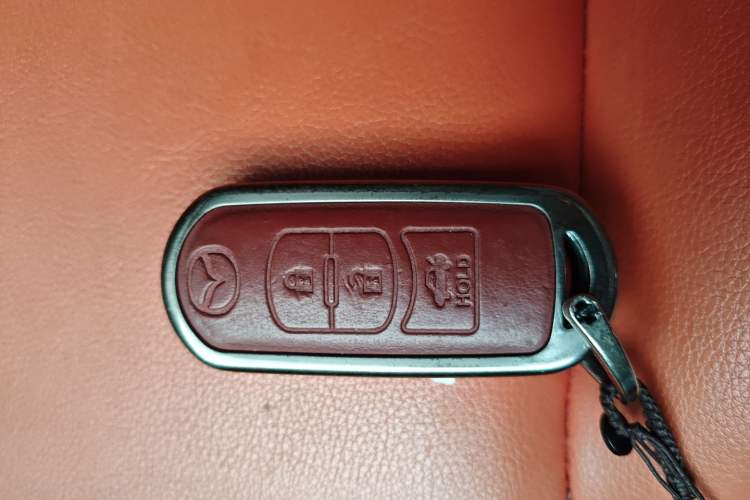 Used Mazda Mazda 3 Axela 2016 Sedan 1.5L Automatic Comfort Model
