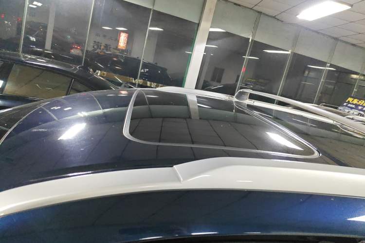 Used Infiniti QX60 2018 2.5 S/C Hybrid Two-Wheel-Drive Champion Family Edition