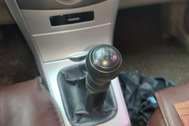 Used Toyota Corolla 2011 1.6L Manual GL