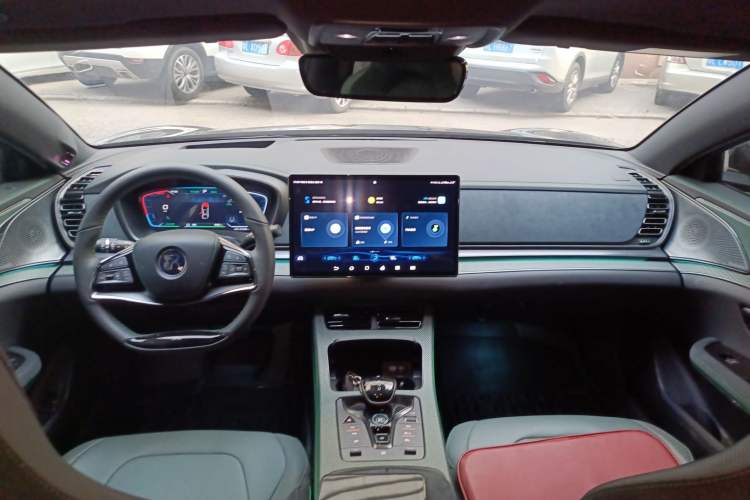 Used BYD Han 2022 EV 610 km All-Wheel-Drive Qianshan Cui Limited Edition