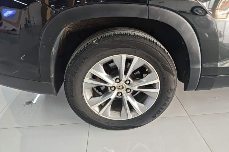 Used Toyota Highlander 2015 2.0T Two-Wheel Drive Elite Edition 7 Seats
