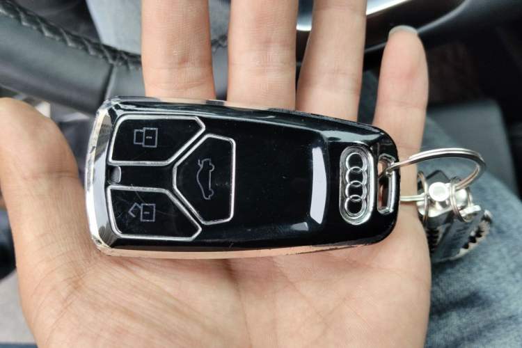 Used Audi Q5L 2023 40T Luxury Dynamic Model
