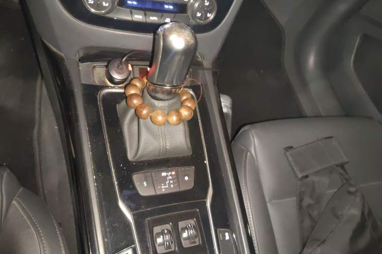 Used Peugeot 508 2015 1.6THP Automatic Prestige Edition Gear Lever