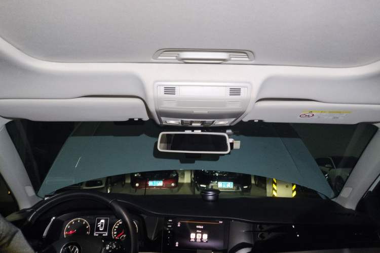 Used Volkswagen Bora  Headliner