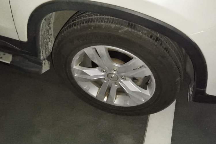 Used CHANGAN CS75 2014 1.8T Automatic Elite Model China IV Standard Exterior 7