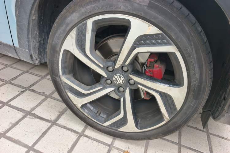 Used MG Pilot New Energy 2021 Trophy Series 1.5T Hybrid Trophy Flagship Edition Right Front Wheel Hub