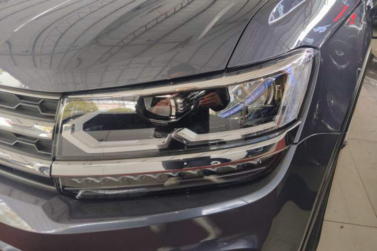 Used Volkswagen Tharu 2019 330TSI Four-Wheel Drive Luxury Edition China VI Standard
