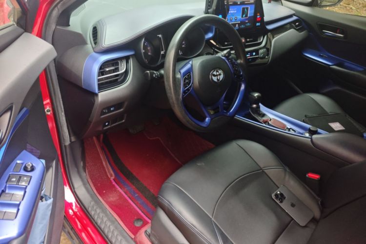 Used Toyota C-HR 2018 2.0L Leading Edition China VI
