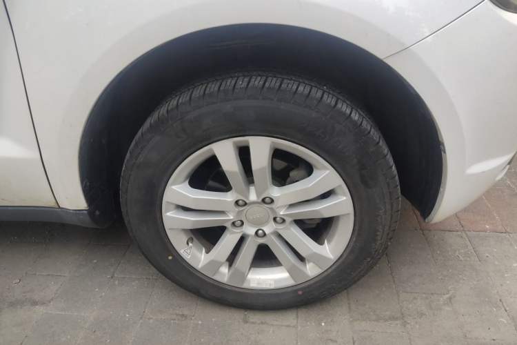 Used Geely Auto GX7 2015 Classic Edition 1.8L Manual Urban Model China V Standard
