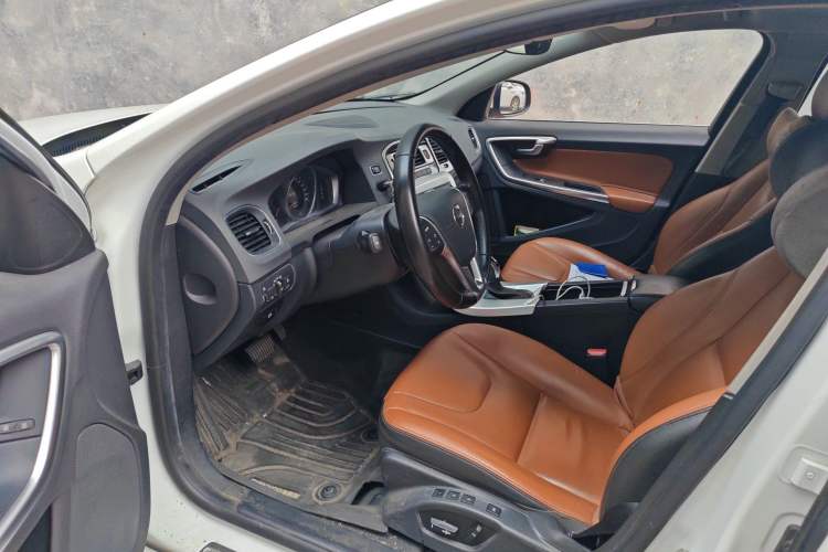 Used Volvo S60 2019 S60L Facelift T5 Intelligent Advanced Edition