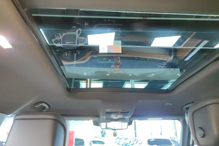 Used Land Rover Defender 2024 110 3.0T P400 X-DYNAMIC HSE
