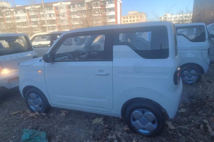 Used Geely Galaxy Panda 2024 Panda Mini 200km Endurance Bear