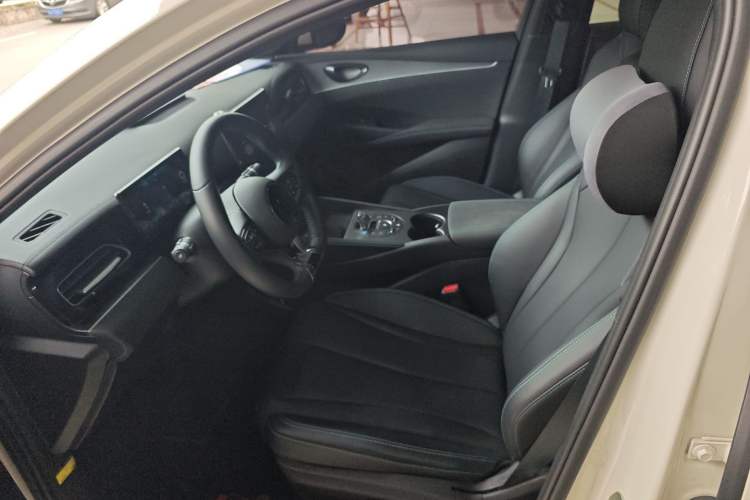 Used BYD Seal 06 New Energy 2024 DM-i 80KM Prestige Model Left Front Seat