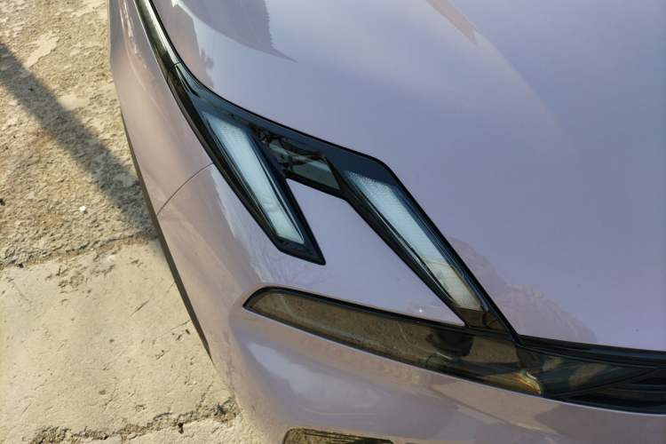 Used Lynk & Co 06 EM-P 2023 EM-P 126 Long-Range Halo