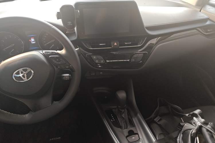 Used Toyota IZOA 2021 2.0L Enjoy Edition Audio And AC Panel