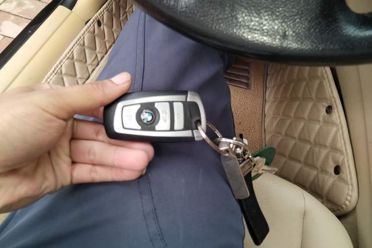 Used BMW 3 Series 2013 320Li Fashion Model
