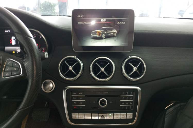 Used Mercedes-Benz GLA 2017 GLA 220 4MATIC Fashion Model