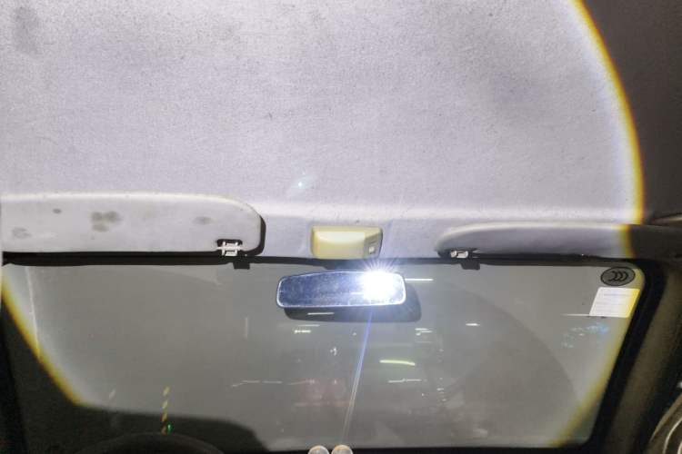 Used BAIC Weiwang 205 2013 1.0L Xingye version Headliner