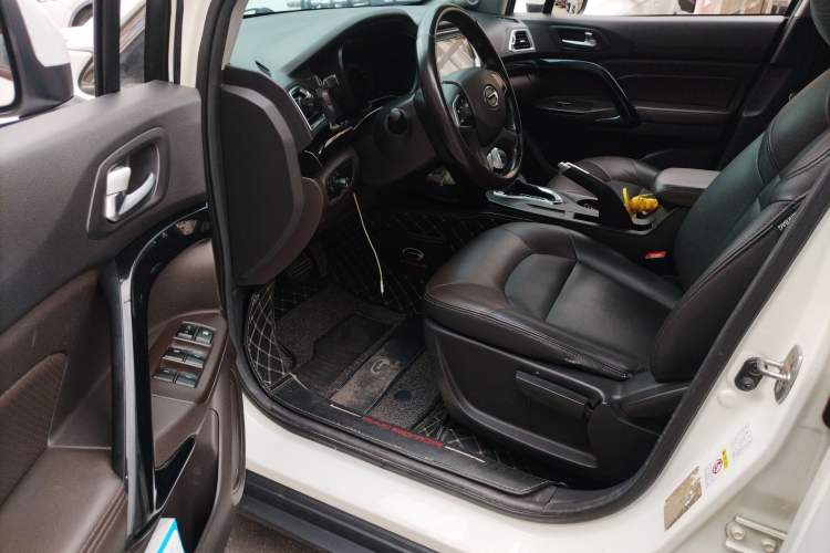 Used GAC Trumpchi GS4 2017 200T G-DCT Two-Wheel Drive Elite Edition Driver Seat