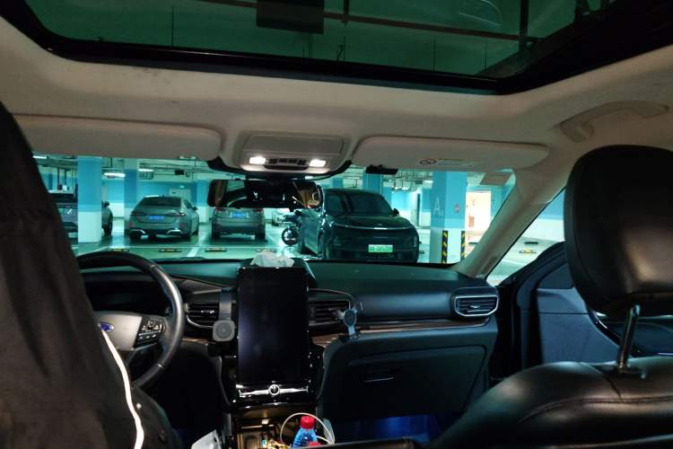 Used Ford Explorer 2020 EcoBoost 285 4x4 Titanium Edition 6 Seats Headliner