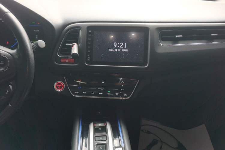 Used Everus VE-1 2020 Luxury Edition Audio And AC Panel