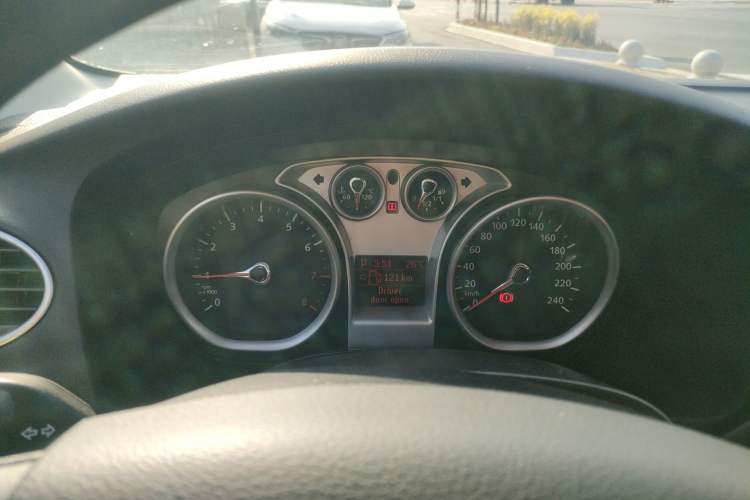 Used Ford Focus 2013 Hatchback Classic 1.8L Automatic Base Model