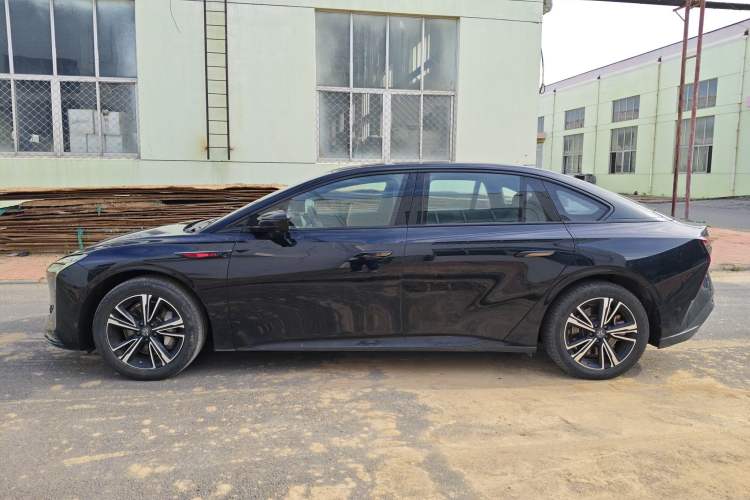 Used Hongqi EH7 2024 690 Pro