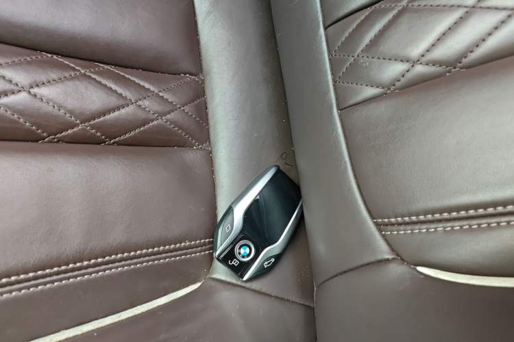 Used BMW 5 Series New Energy 2020 530Le Luxury Package Vehicle Key