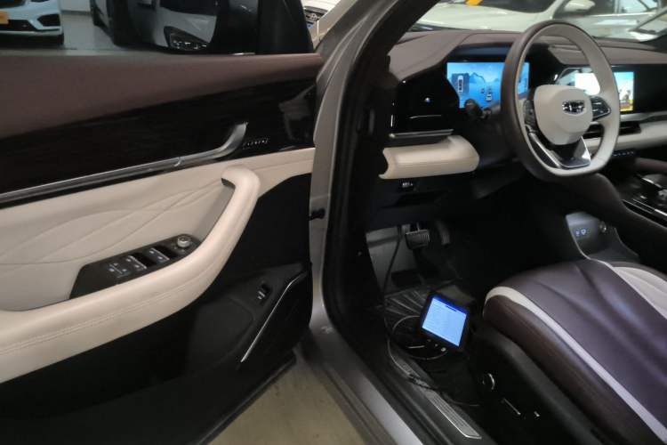 Used Geely Auto Monjaro L 2021 2.0TD DCT EVO Two-Wheel Drive Prestige Version Driver Seat