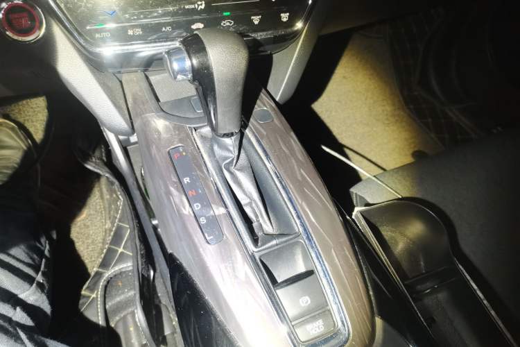 Used Honda XR-V 2021 220TURBO CVT Luxury Edition Gear Lever