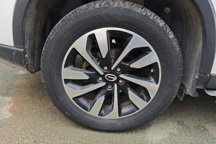 Used GAC Trumpchi GS4 2019 270T Manual Two-Wheel-Drive Elite Edition
