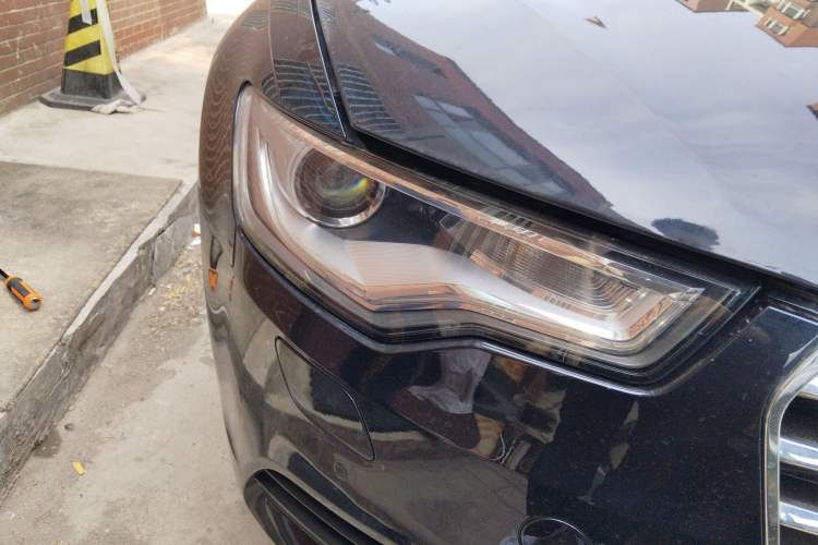 Used Audi A6L 2015 TFSI Millionth Anniversary Intelligent Model Right Front Headlight