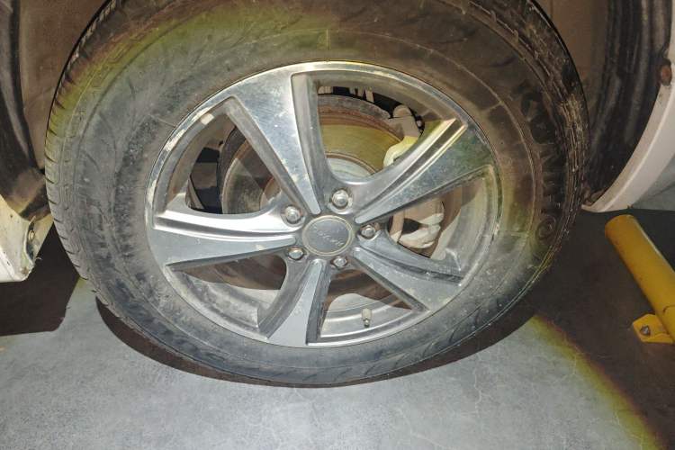 Used Haval H6 2015 Upgraded Model 1.5T Manual Two-Wheel Drive Elite Version