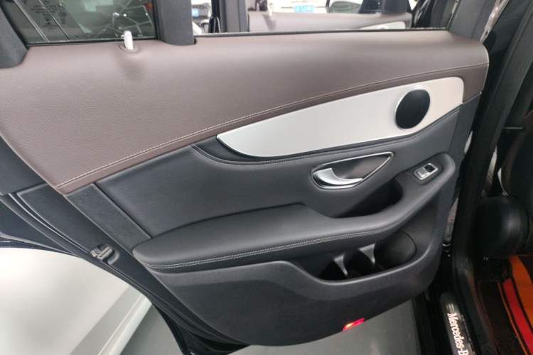 Used Mercedes-Benz GLC 2020 Facelifted GLC 260 L 4MATIC Dynamic Edition
