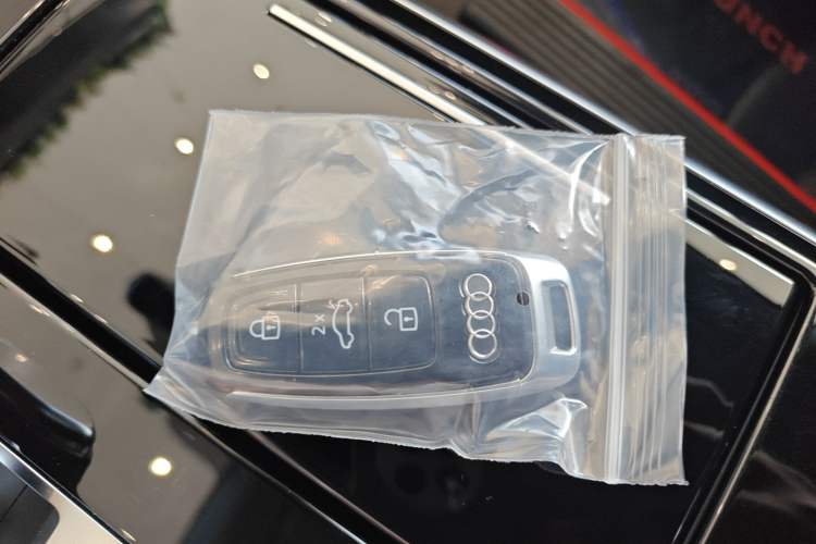 Used Audi A8 2022 A8L 50 TFSI quattro Comfort Edition Collector's Model
