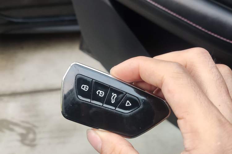 Used GAC Trumpchi GS4 2020 270T Automatic Smart Connectivity Edition Vehicle Key
