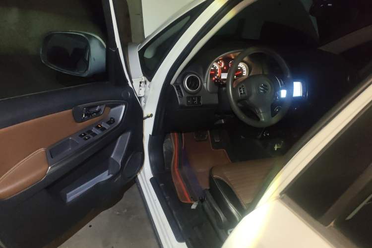 Used Suzuki SX4 2013 Koleos 1.6L Automatic Sport Model
