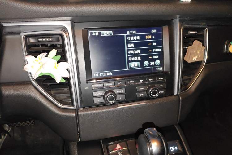 Used Porsche Macan 2014 Macan 2.0T Audio And AC Panel