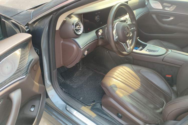 Used Mercedes-Benz CLS 2021 CLS 300 Sport Edition Driver Seat