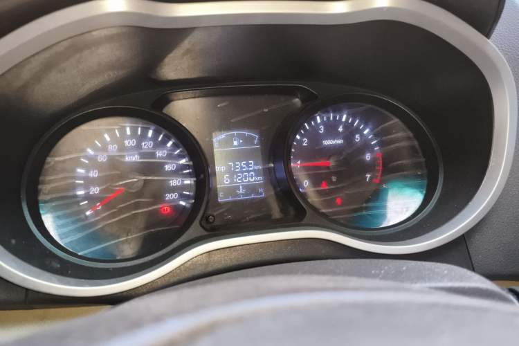 Used Jinbei 750 2016 1.5L Luxury Model