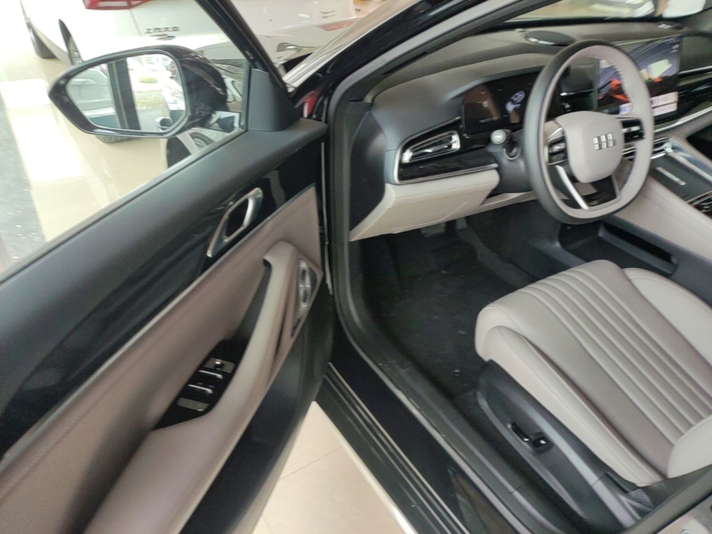 Geely Galaxy Starlight 7 2026 220km Four-Wheel-Drive Navigation Edition — снимка 18