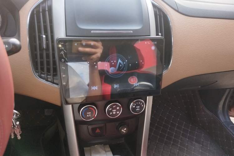 Used Baojun 630 2013 1.5L automatic comfort version Audio And AC Panel