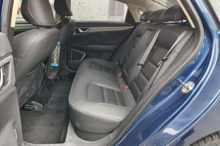 Used Geely Auto Emgrand GL 2018 1.8L Manual Elite Smart Connectivity Version