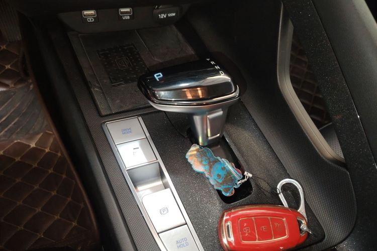 Used Hyundai Elantra 2022 1.5L CVT LUX Prestige Edition